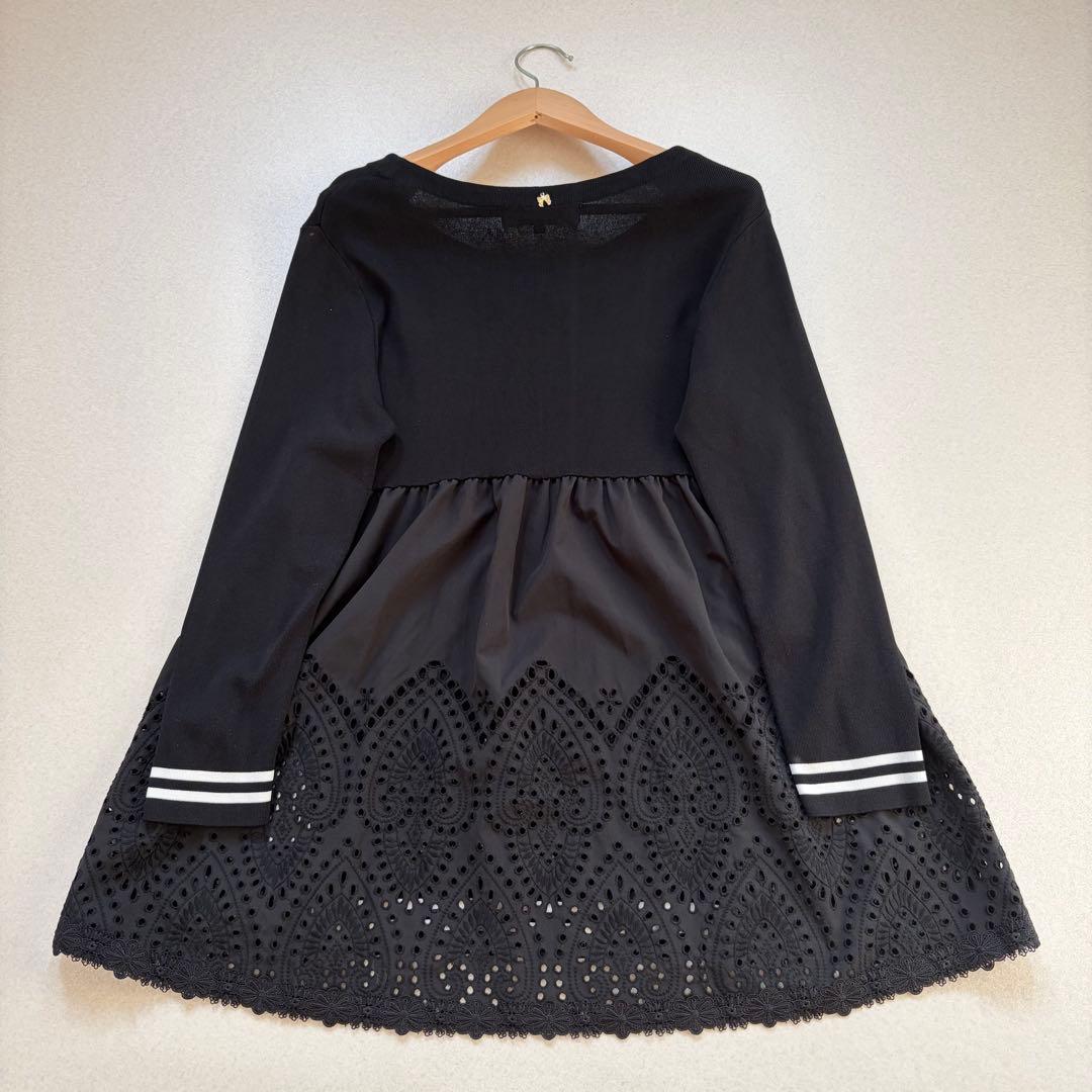 スーパービューティー　チュニック　カットソー　長袖　ビジュー　チャーム　黒