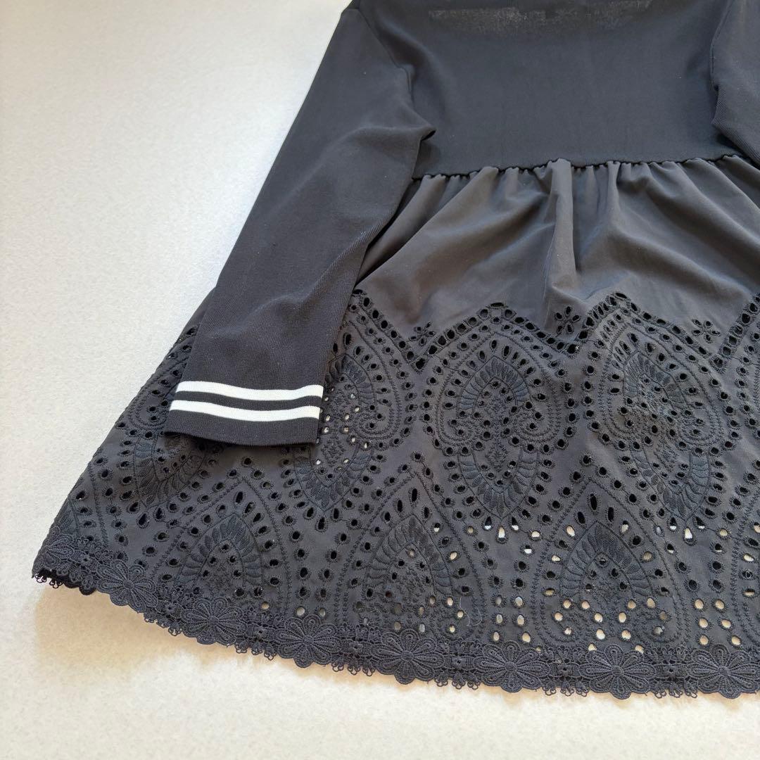 スーパービューティー　チュニック　カットソー　長袖　ビジュー　チャーム　黒