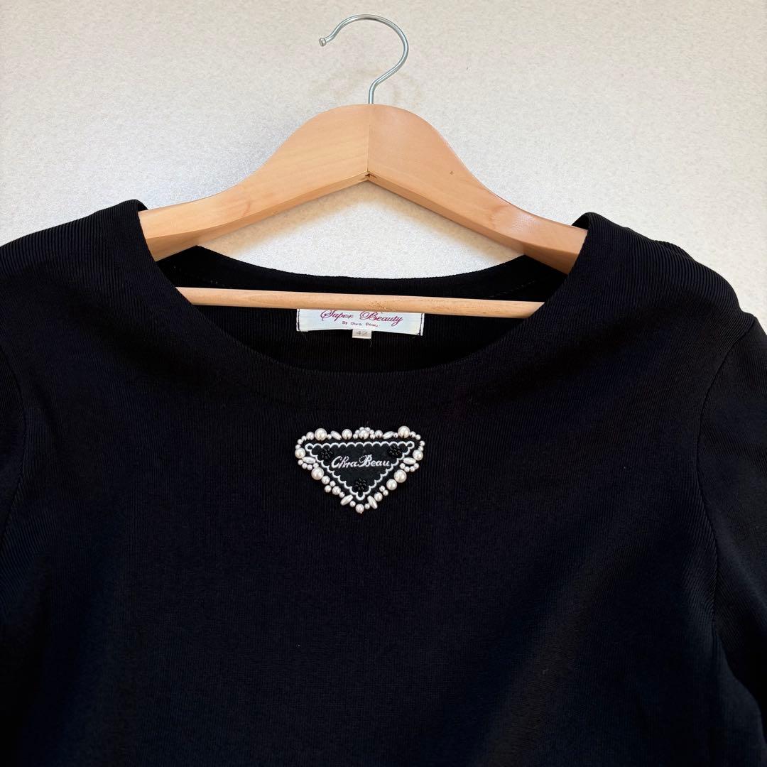 スーパービューティー　チュニック　カットソー　長袖　ビジュー　チャーム　黒