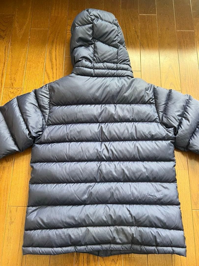 パタゴニア ダウン キッズ　ネイビー 150 160 値下げ⭐︎早い者勝ち⭐︎