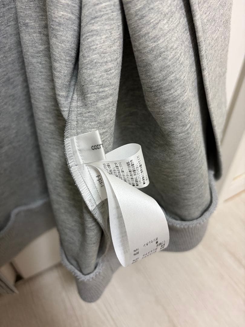 【新品未使用タグ無し】cccmalie シーマリー スウェットボアラインパーカー