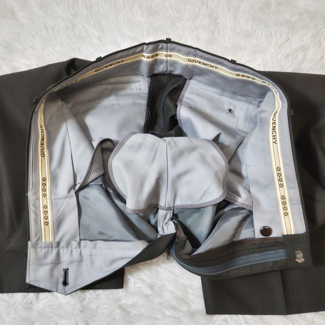 ジバンシィ　スーツセットアップ　シングル　ダークグリーン系　オリジナルロゴボタン