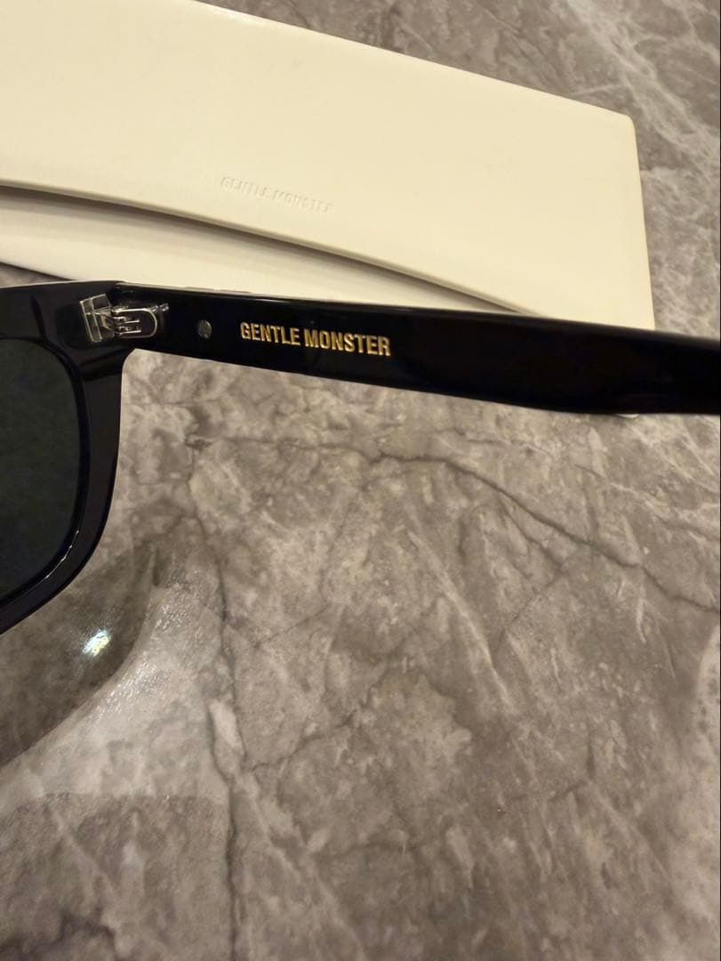 【美品】GENTLE MONSTER Museeジェントルモンスター