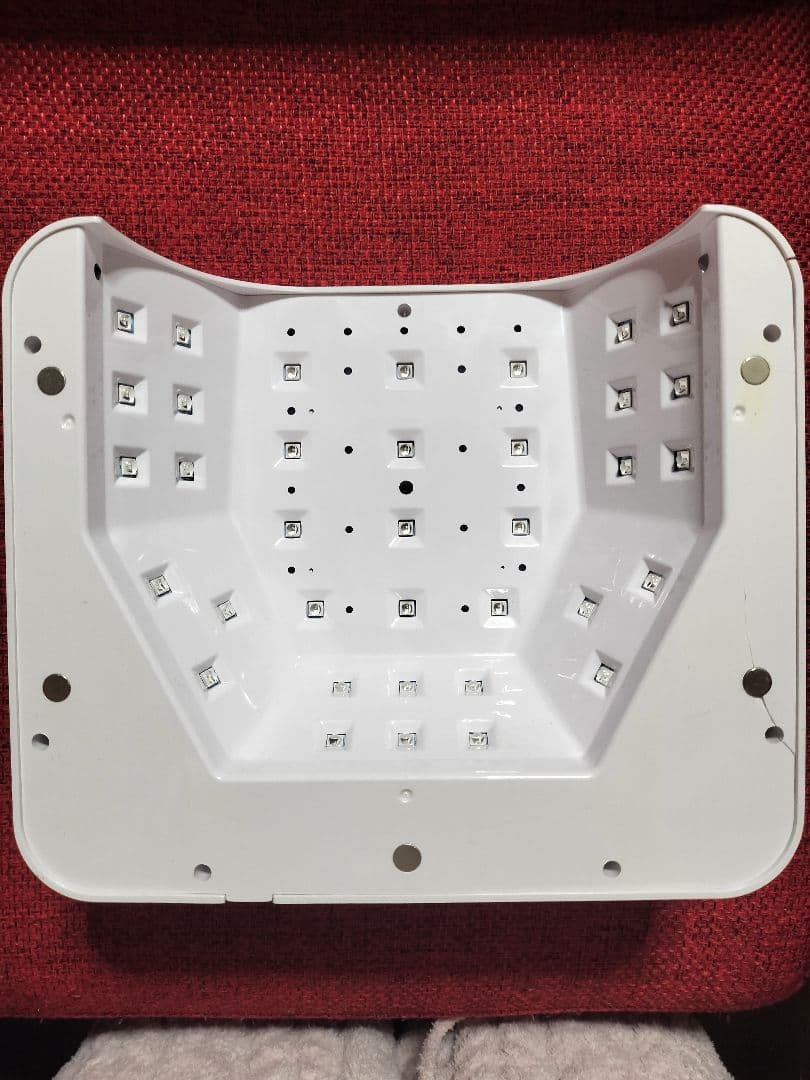 LED・UVネイルライト／LUCE