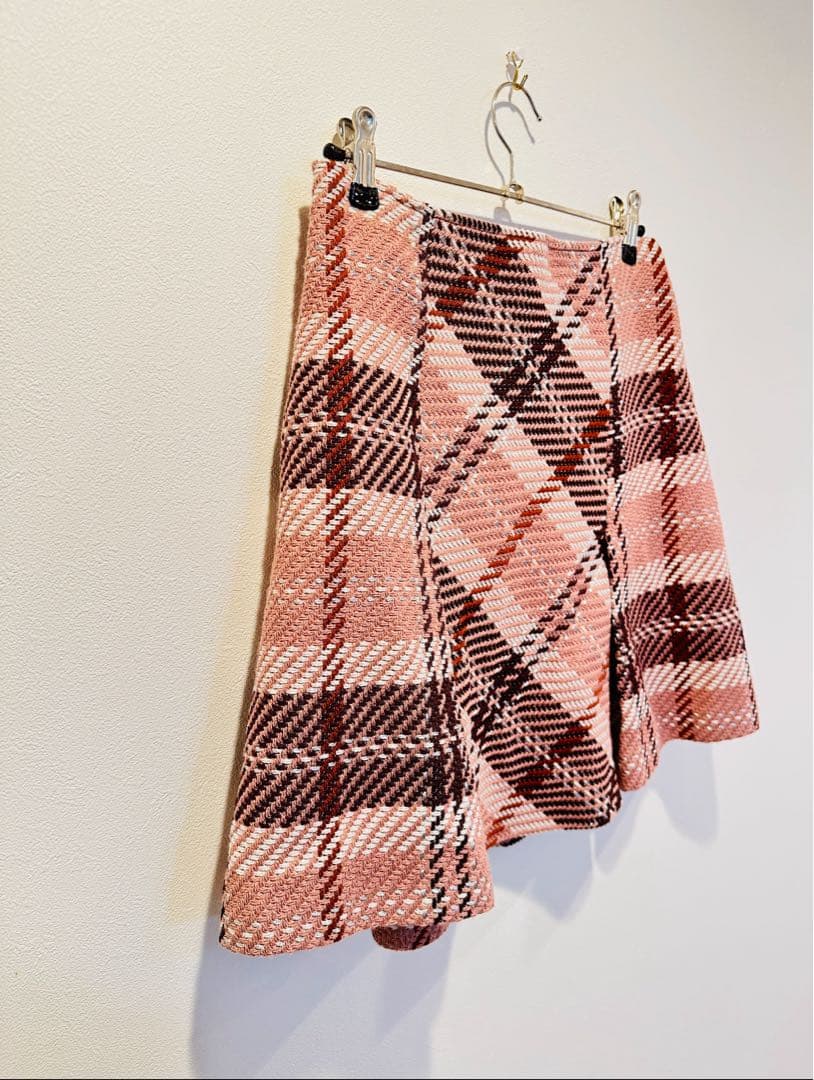 【美品】SNIDEL ロービングチェックミニスカート 2 ピンク系　冬物