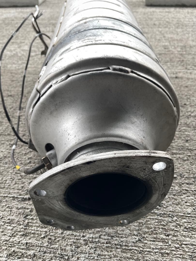 三菱ふそう　触媒　DPF ME555982　FE2＃.5＃.7＃.8＃(3RC)