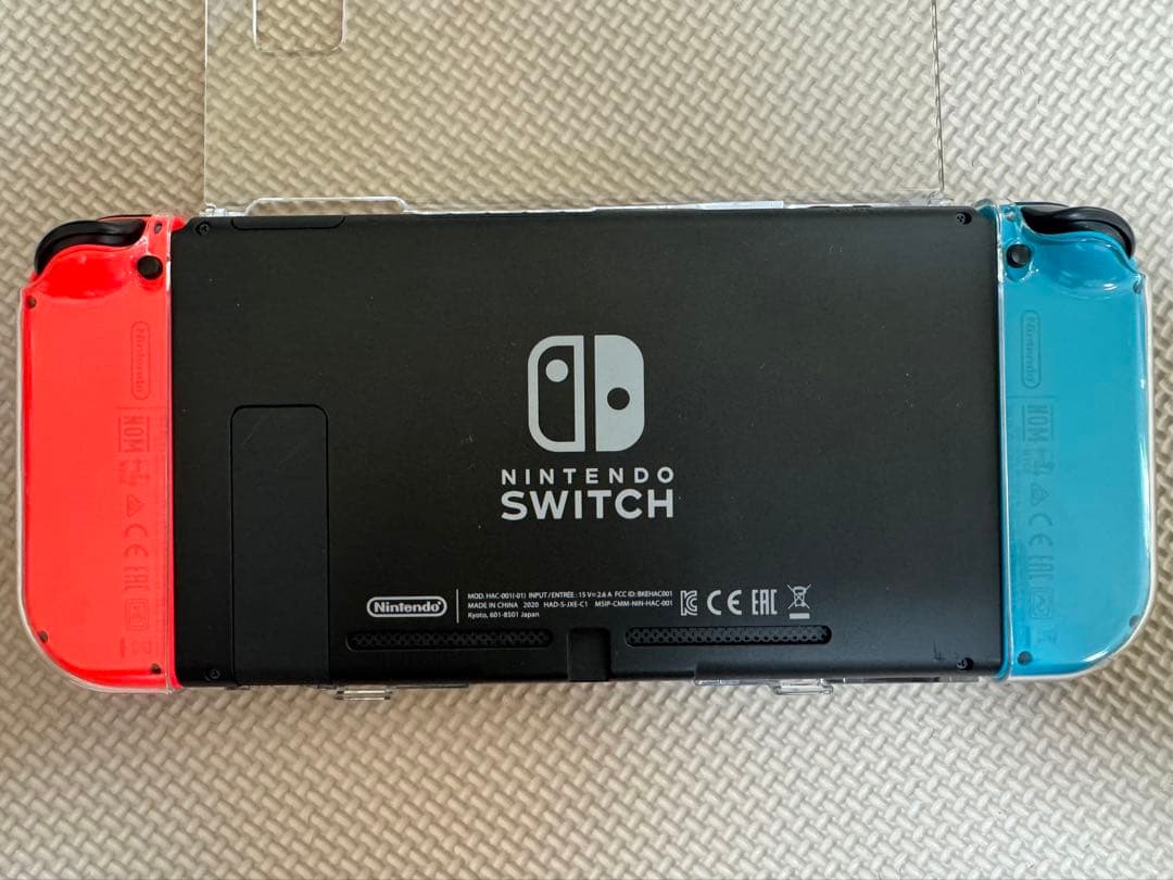 Nintendo switch本体 箱あり 付属品完備【ケース・バッグ付き】