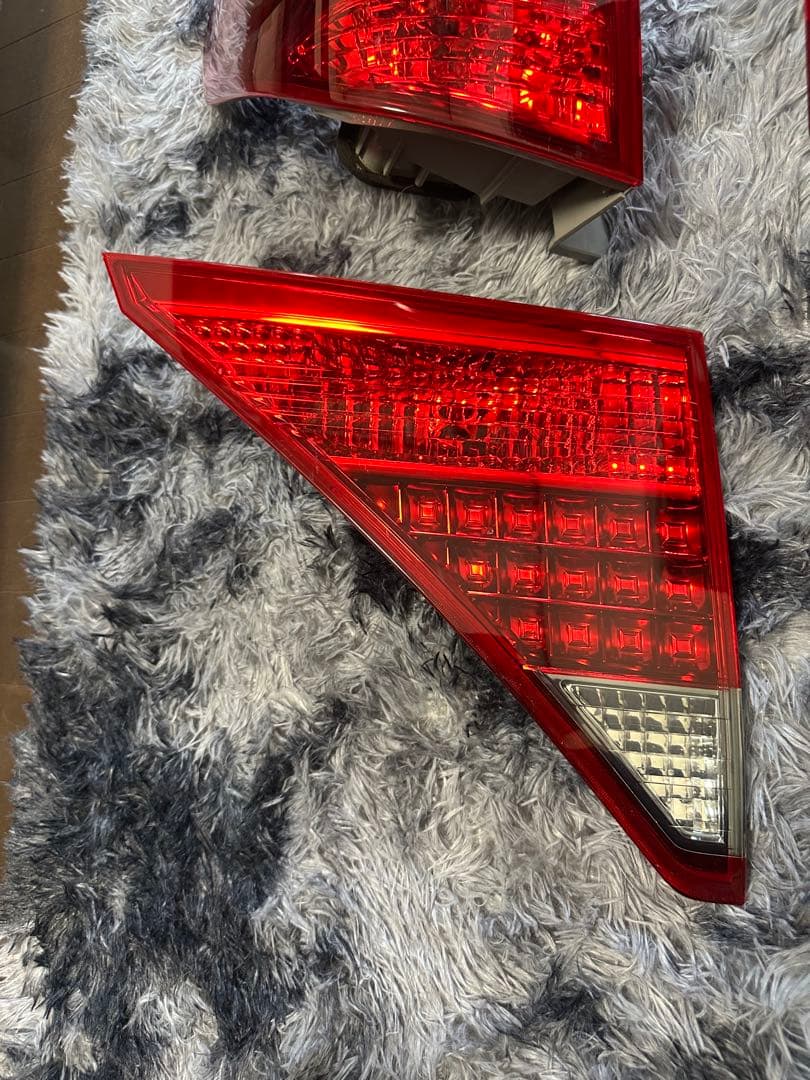 アルファード　20系　テールランプ ハイマウント