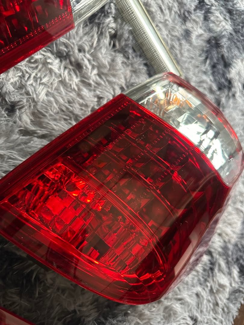 アルファード　20系　テールランプ ハイマウント