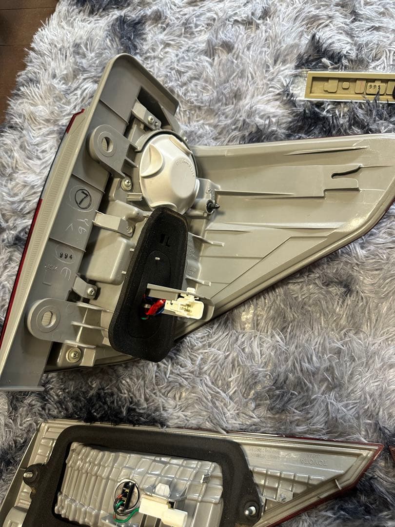 アルファード　20系　テールランプ ハイマウント