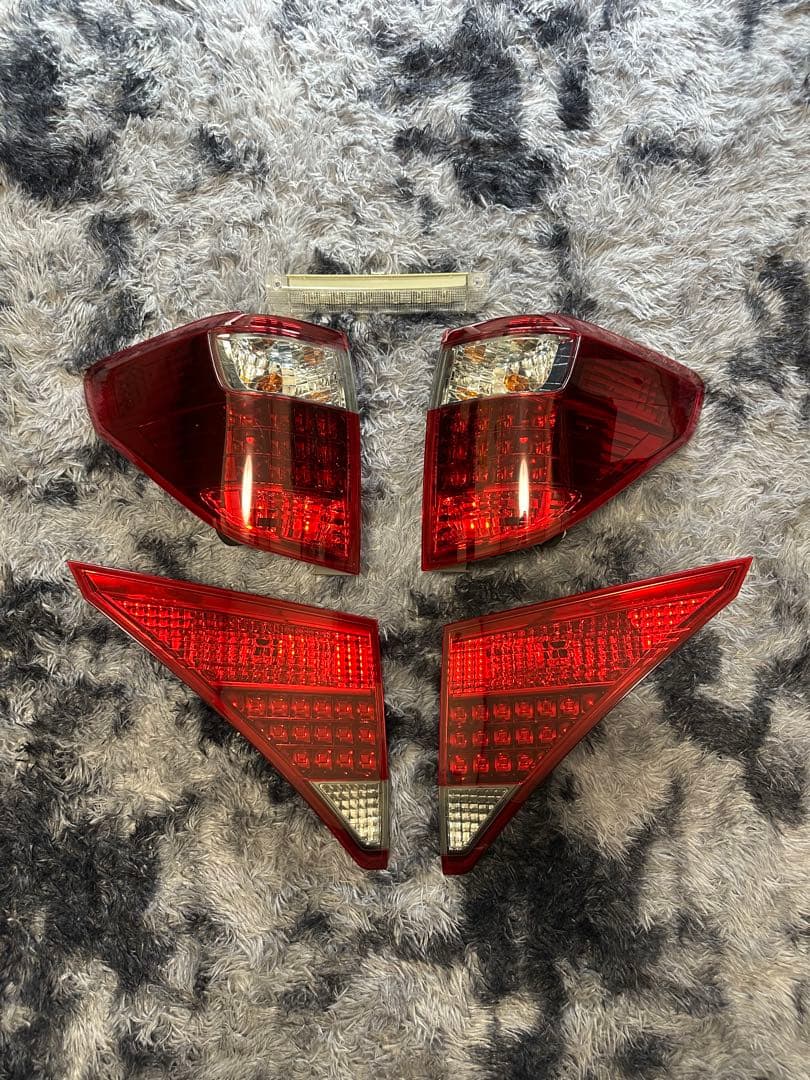 アルファード　20系　テールランプ ハイマウント