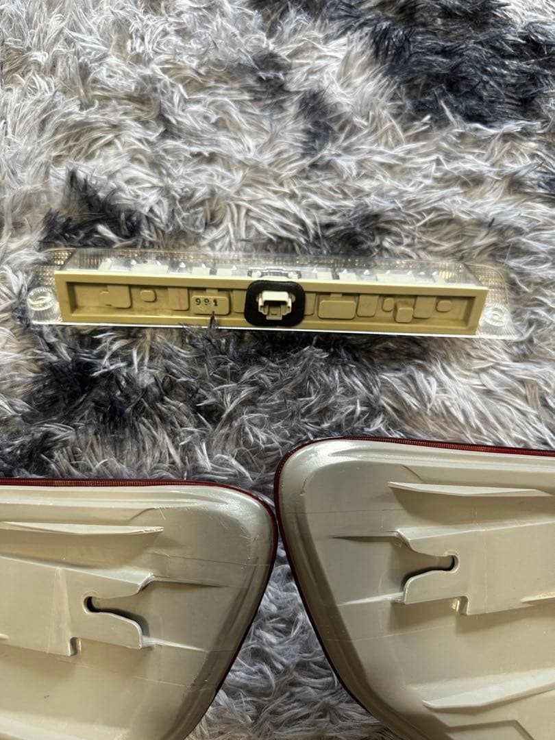 アルファード　20系　テールランプ ハイマウント