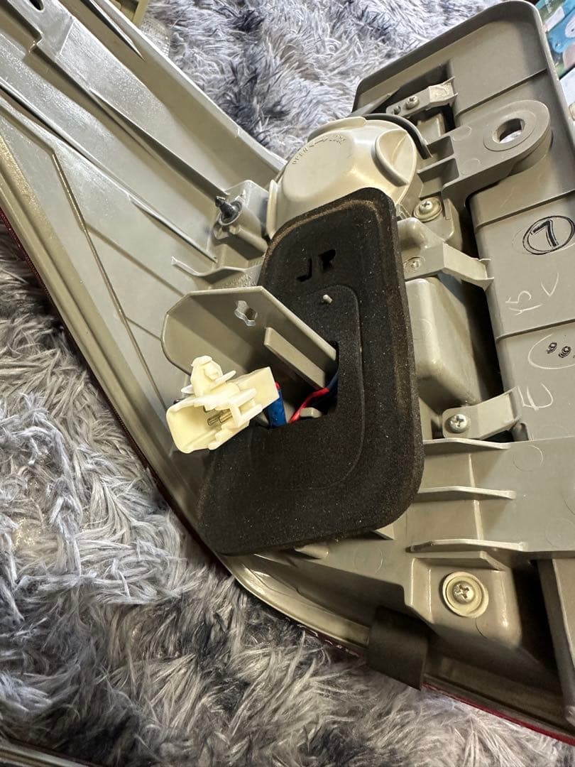 アルファード　20系　テールランプ ハイマウント