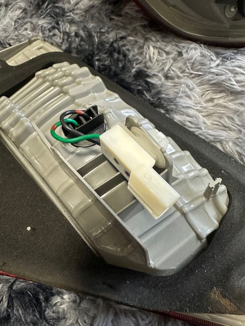 アルファード　20系　テールランプ ハイマウント