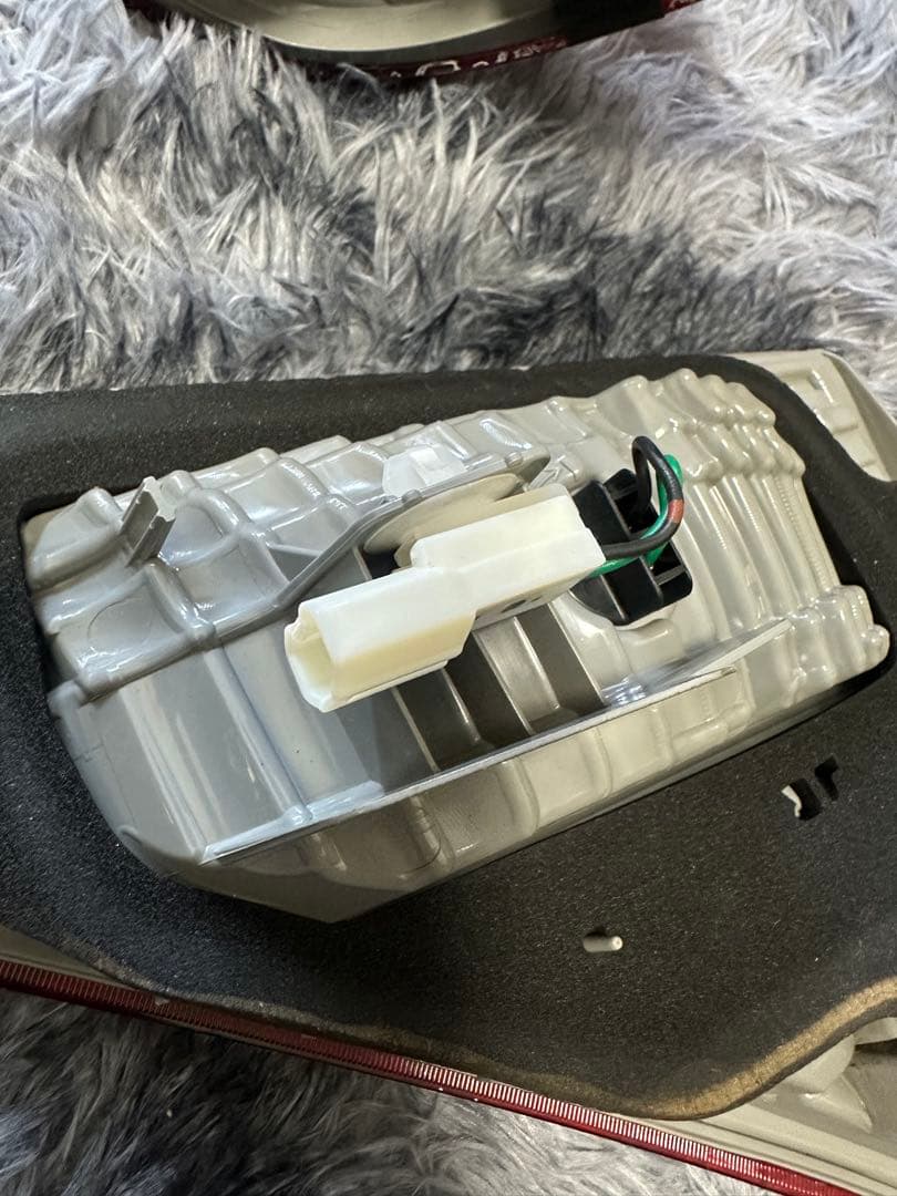 アルファード　20系　テールランプ ハイマウント