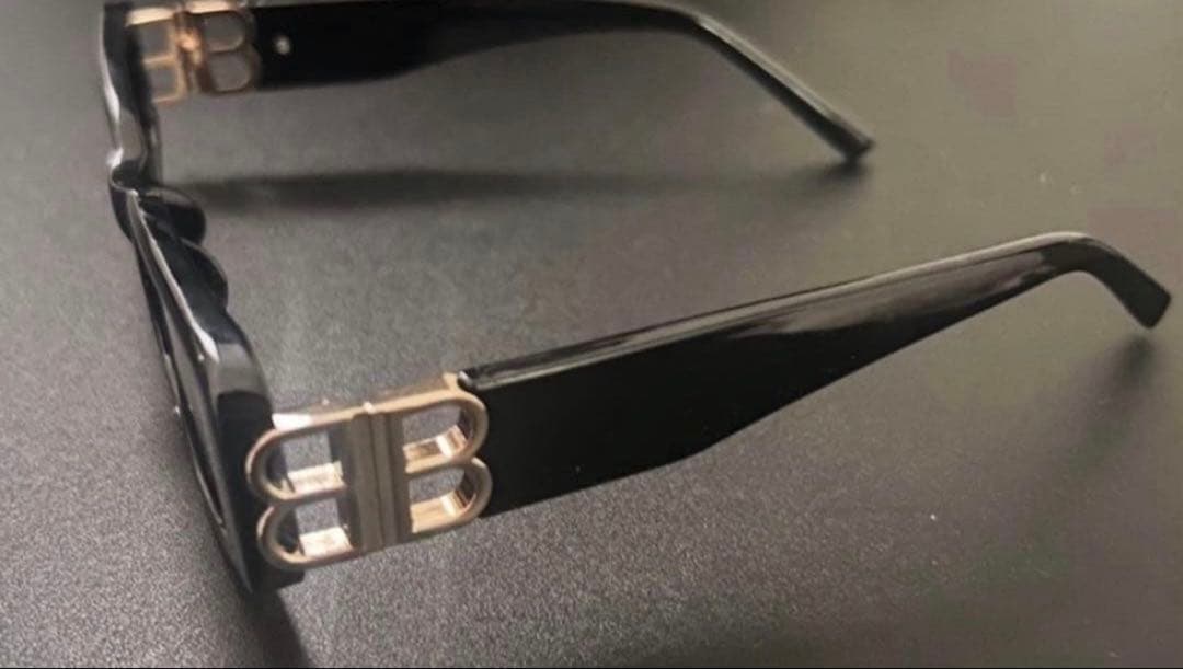 早いもの勝ち　BALENCIAGA サングラス