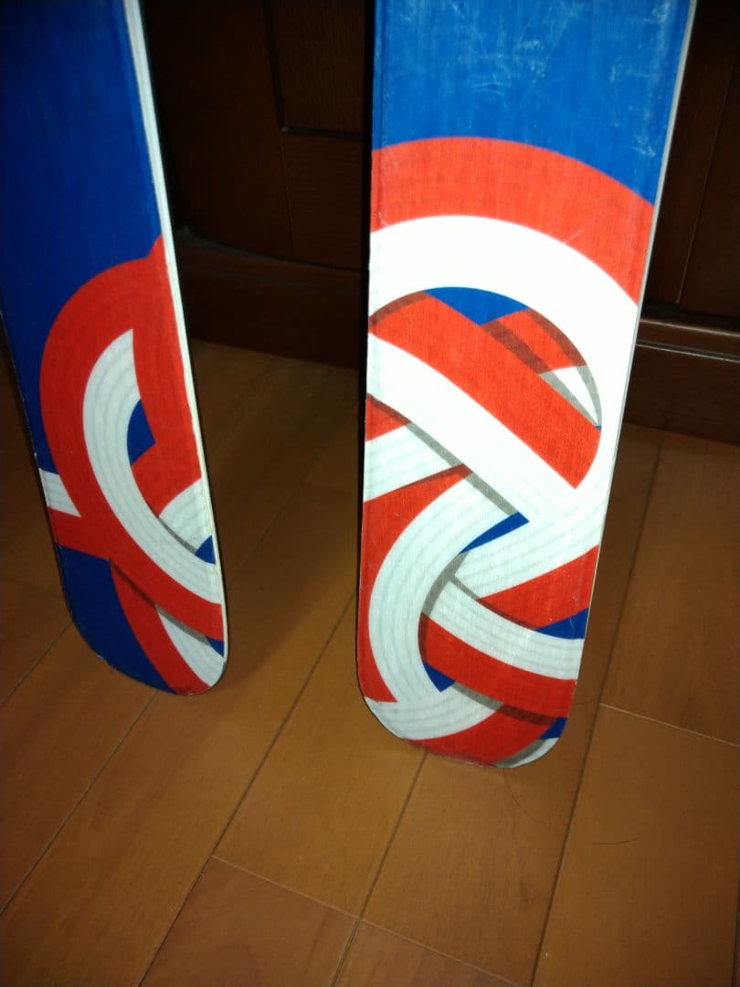 オガサカスキー＋Ski Journal50周年記念限定モデル