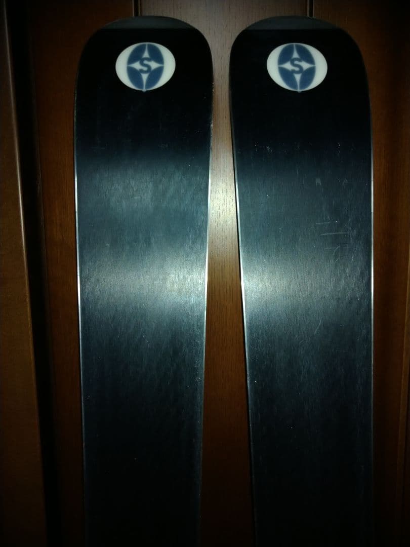 オガサカスキー＋Ski Journal50周年記念限定モデル