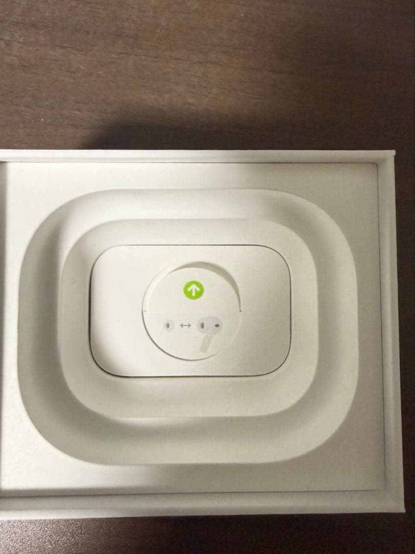 パ*ル様 AirPods Pro3 本体 充電ケース付き