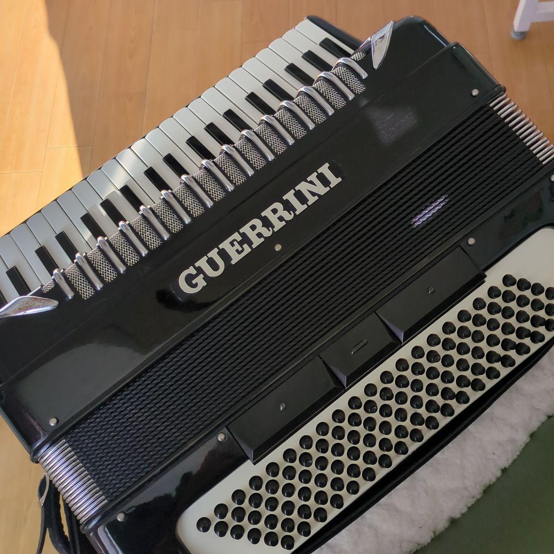 本日夕方6時終了美品イタリアGUERRINI 626アコーディオン
