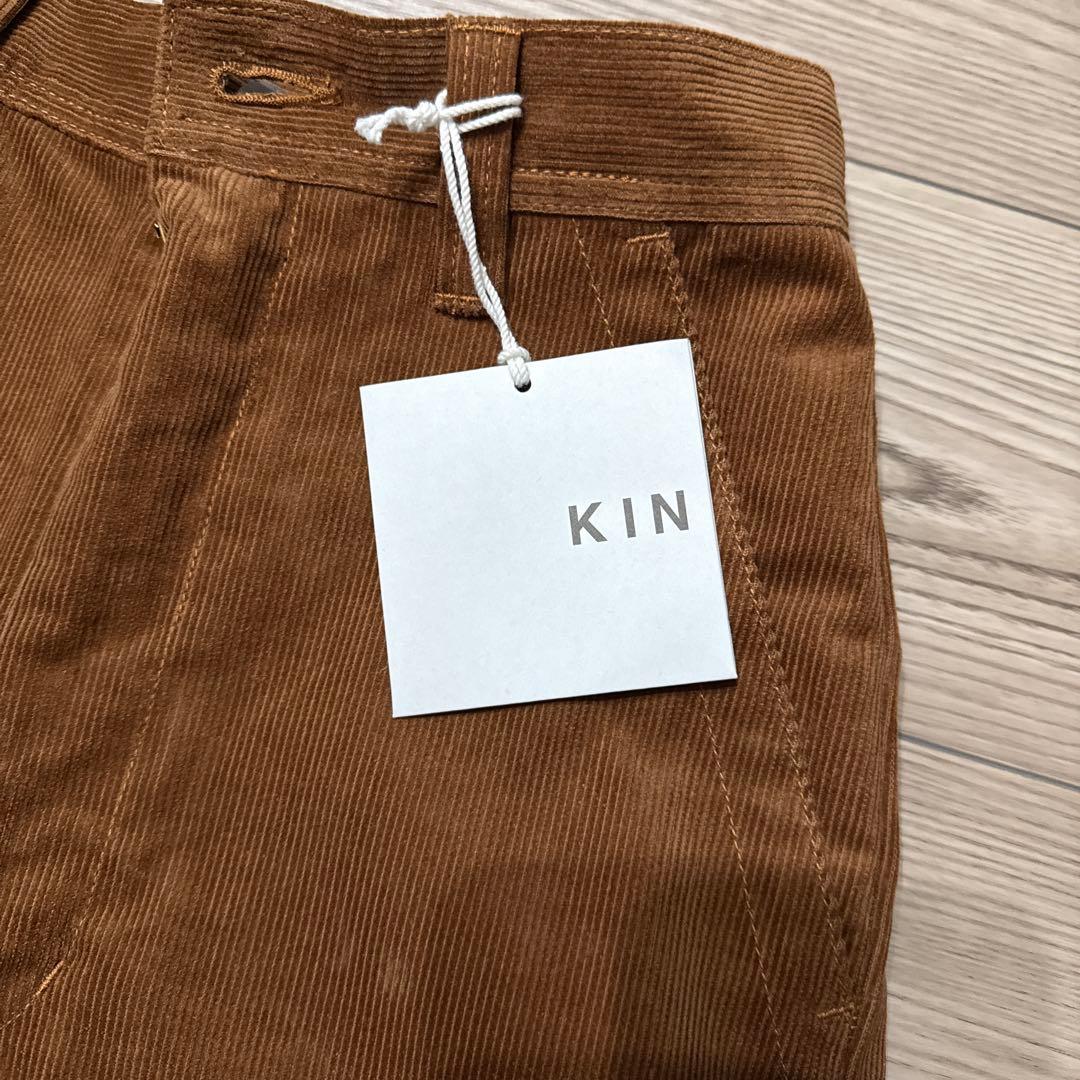 KIN コーデュロイパンツ　細畝　ブラウン　Sサイズ　新品未使用　マチュピチュ