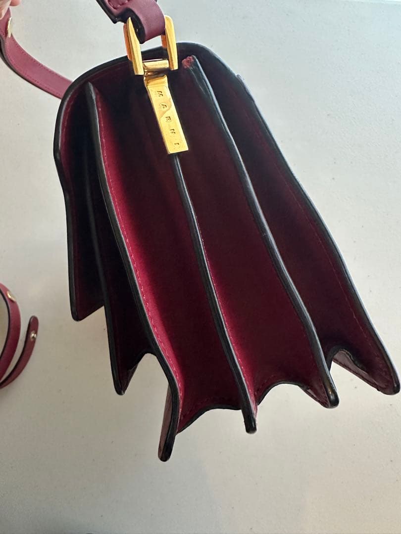 MARNI ショルダー　トランク　ボルドー