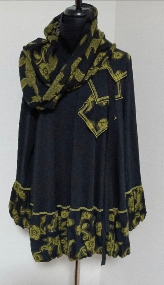 エイココンドウ　E-clat チュニック マフラー