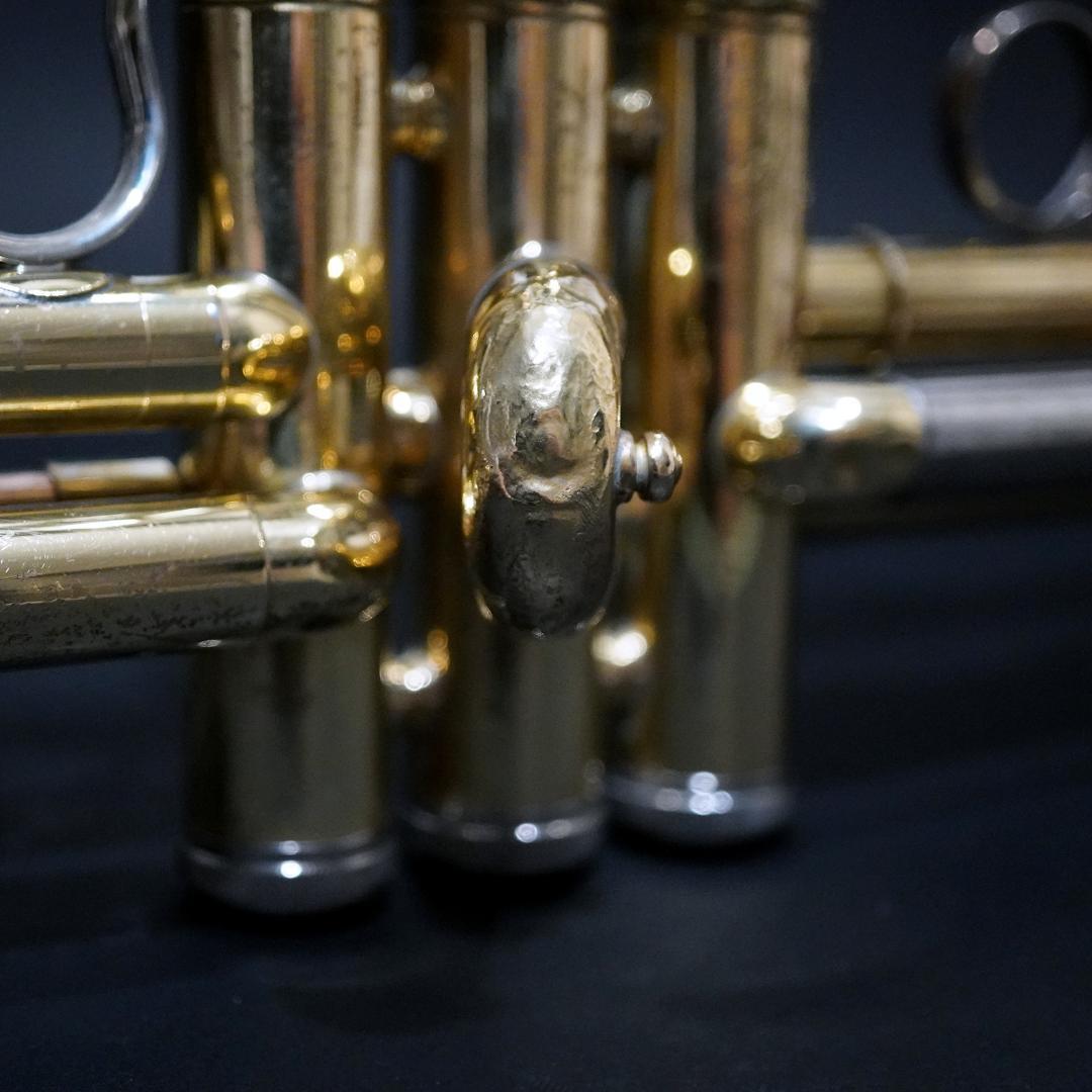 【最後の赤ベル】YAMAHAトランペット YTR3325／マウスピース／ケース