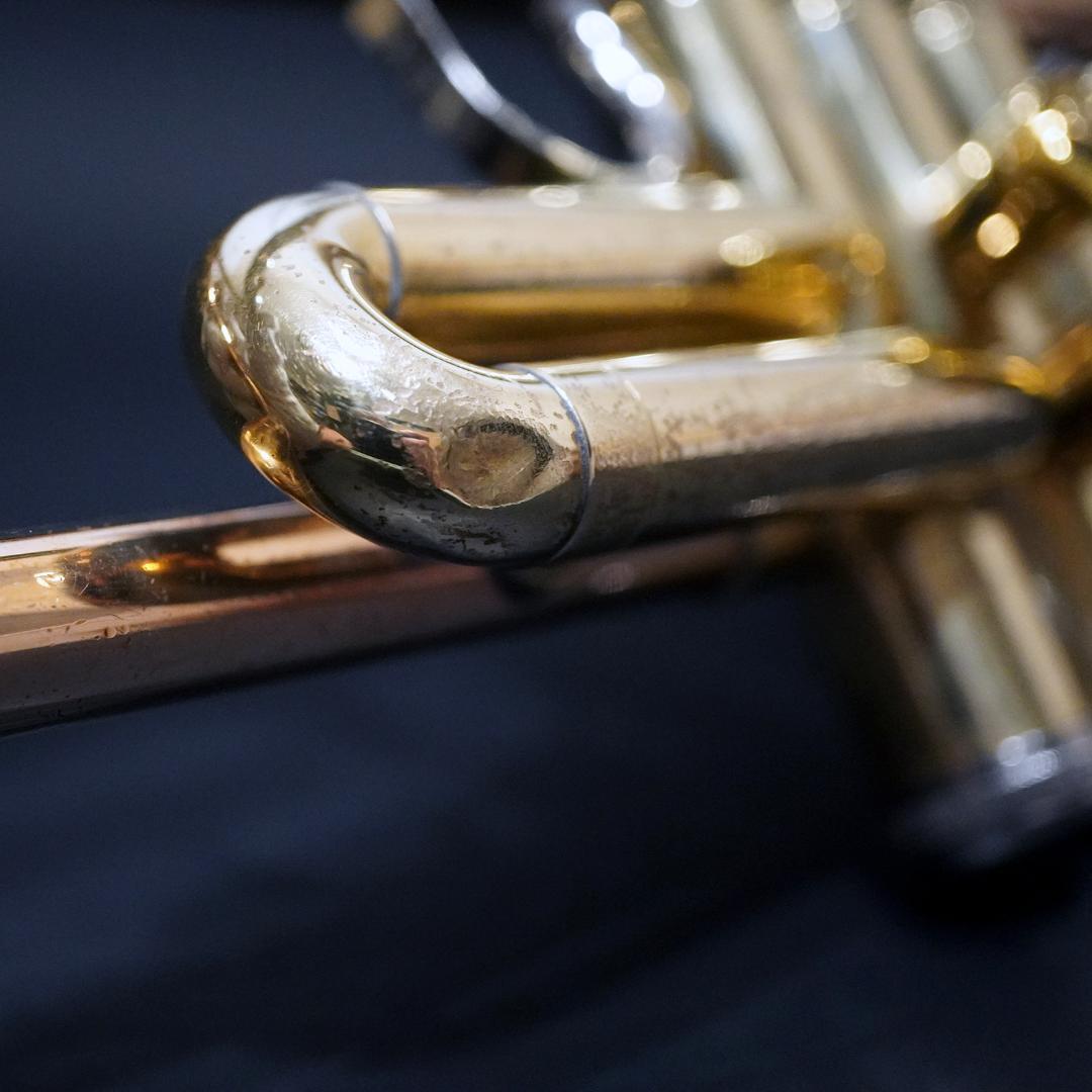 【最後の赤ベル】YAMAHAトランペット YTR3325／マウスピース／ケース