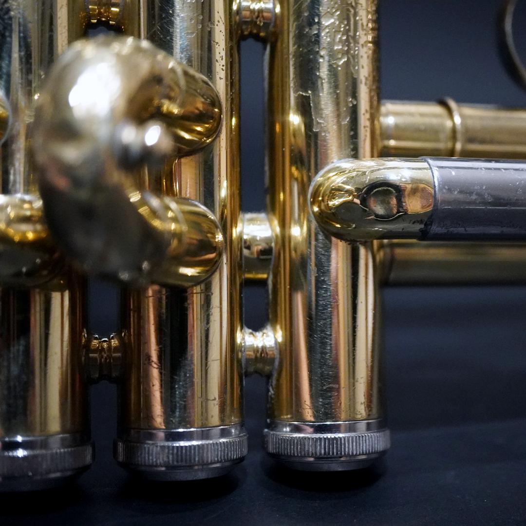 【最後の赤ベル】YAMAHAトランペット YTR3325／マウスピース／ケース