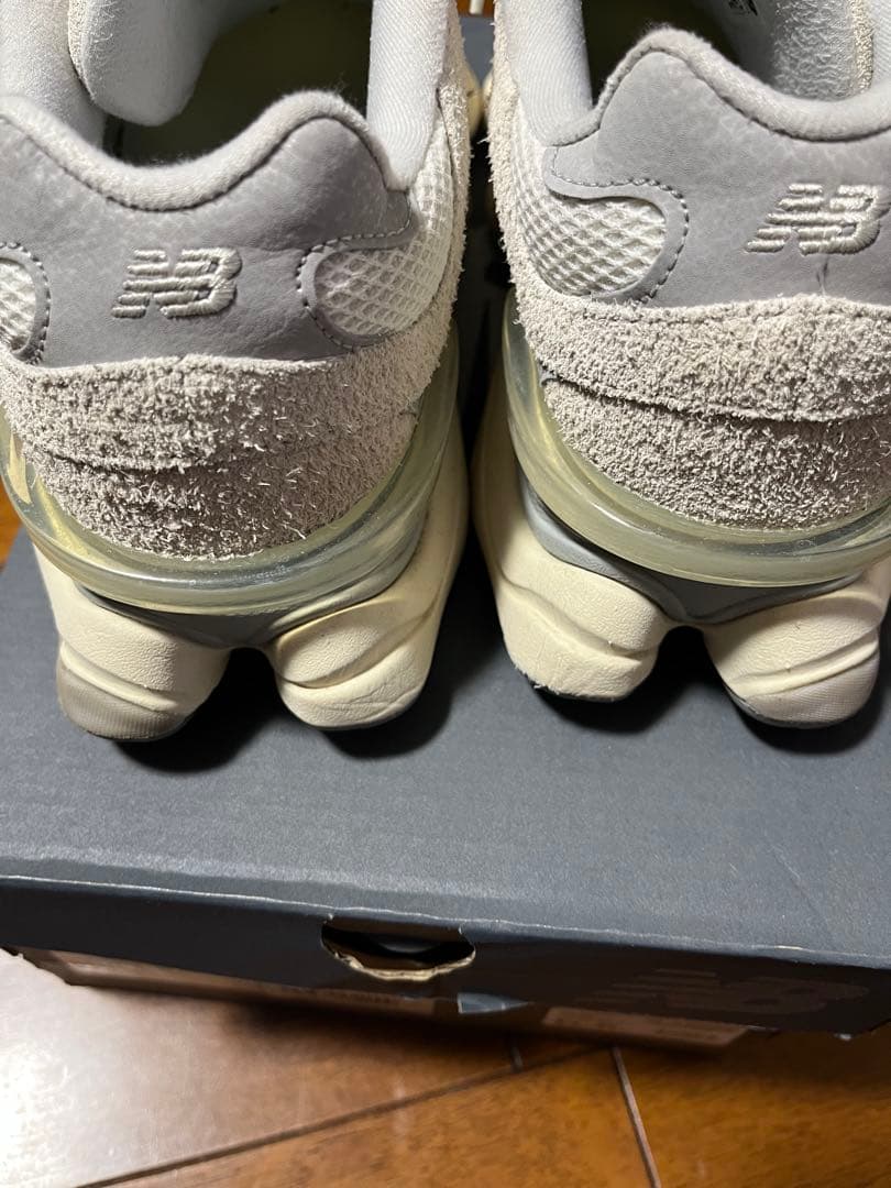 New Balance 9060 HSC ホワイト/グレー 24.5cm