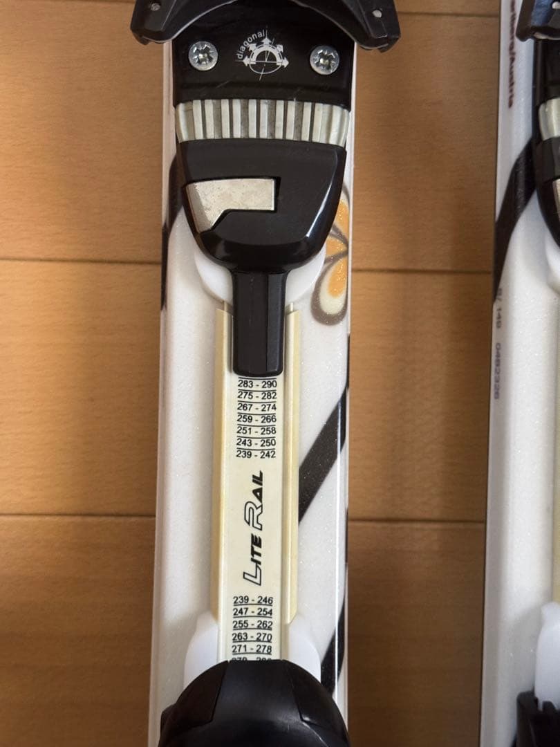 HEAD First One スキー板 女性用　バインディング付き