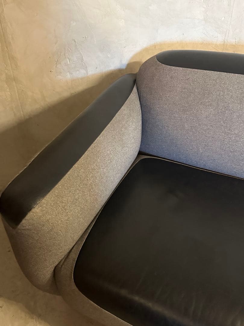 【東京23区配送無料】超高級　200cm レザー　デザイナーズ　ソファー　チェア