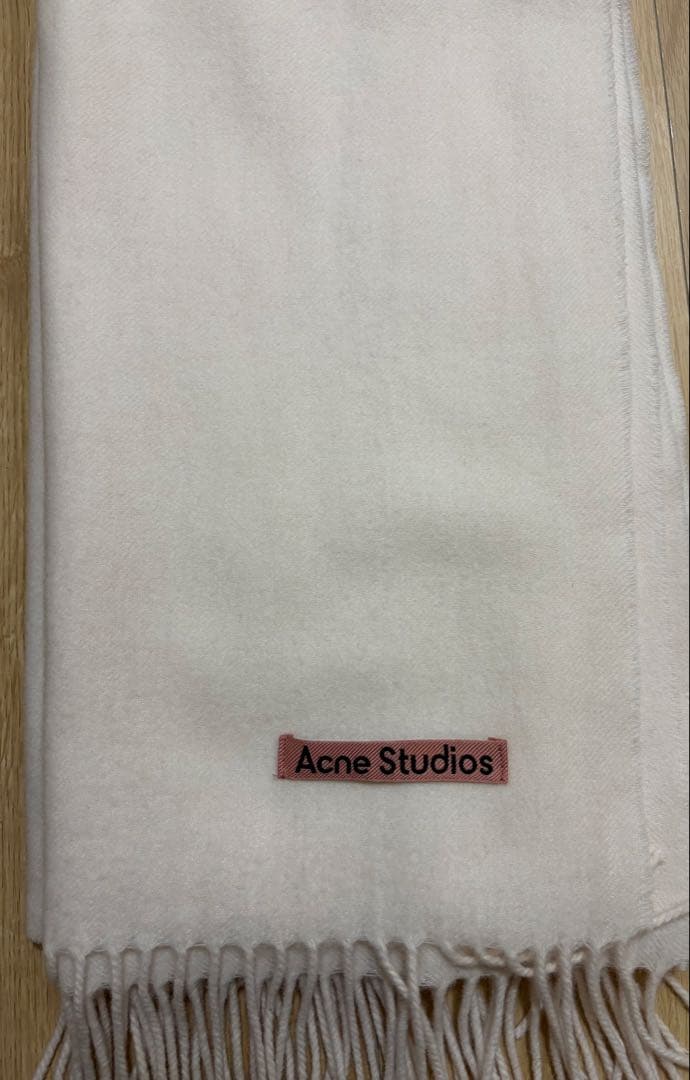 Acne Studios フリンジスカーフ クリーム色　マフラー　白