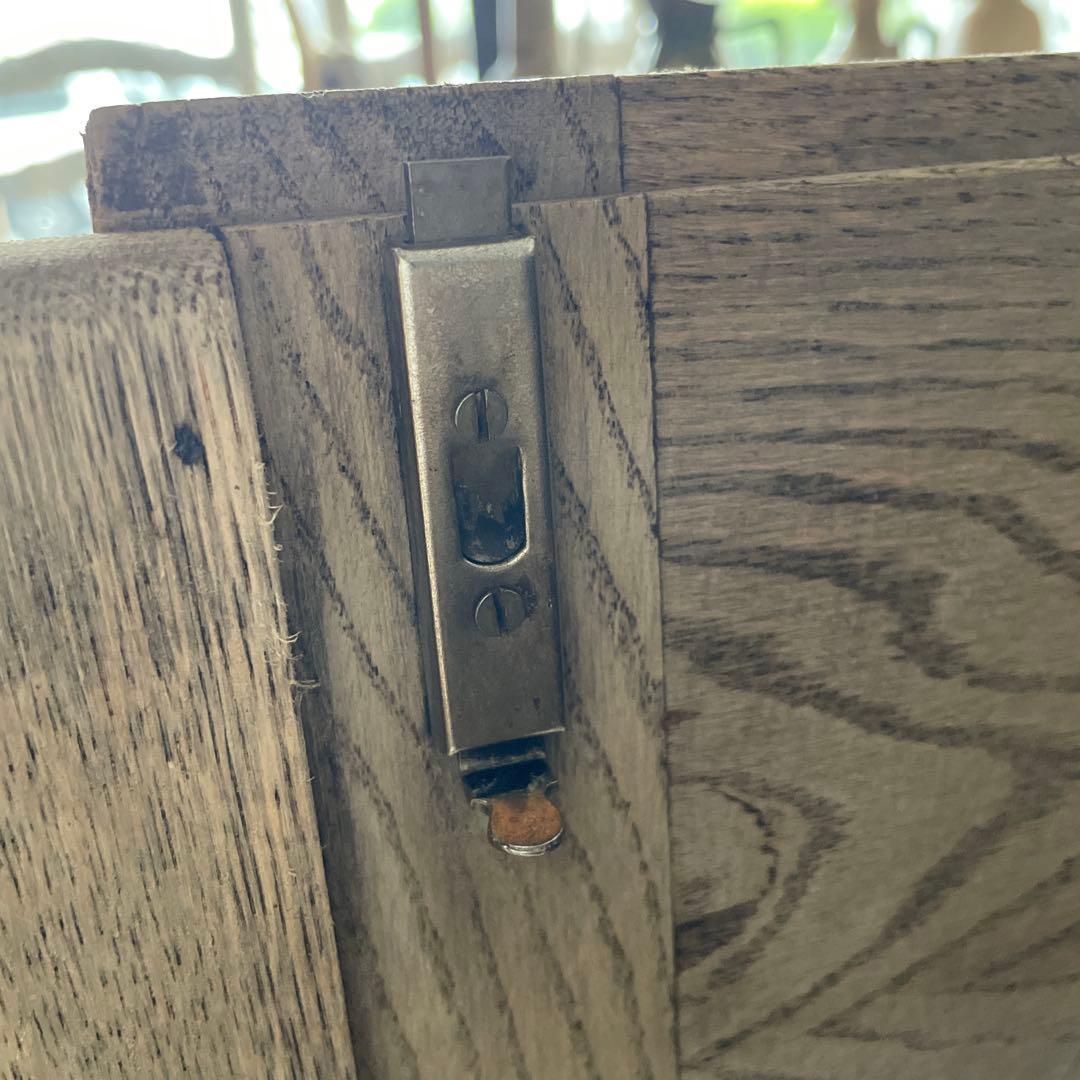 ビンテージ コンソールキャビネット 剥離