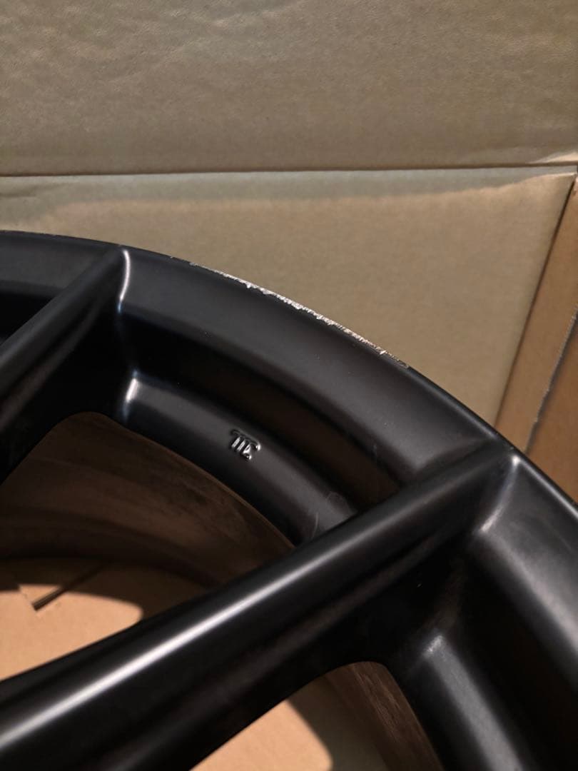 GR86 純正18インチホイール　【ガリ傷あり】