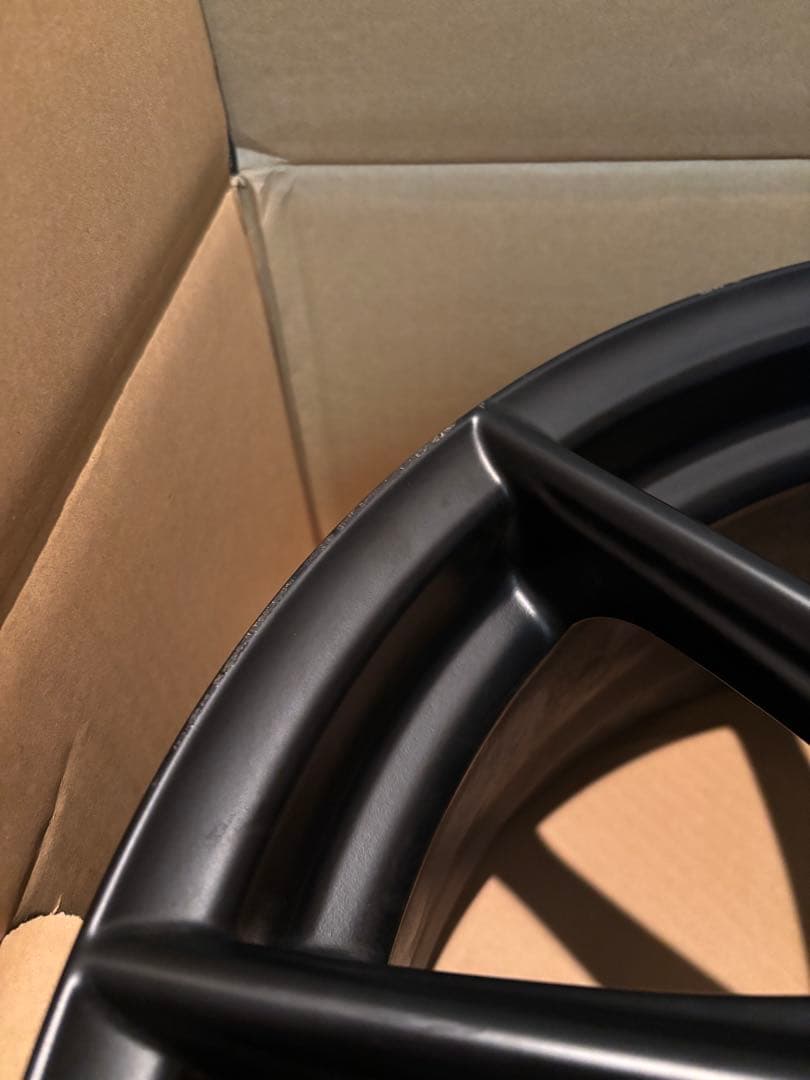 GR86 純正18インチホイール　【ガリ傷あり】