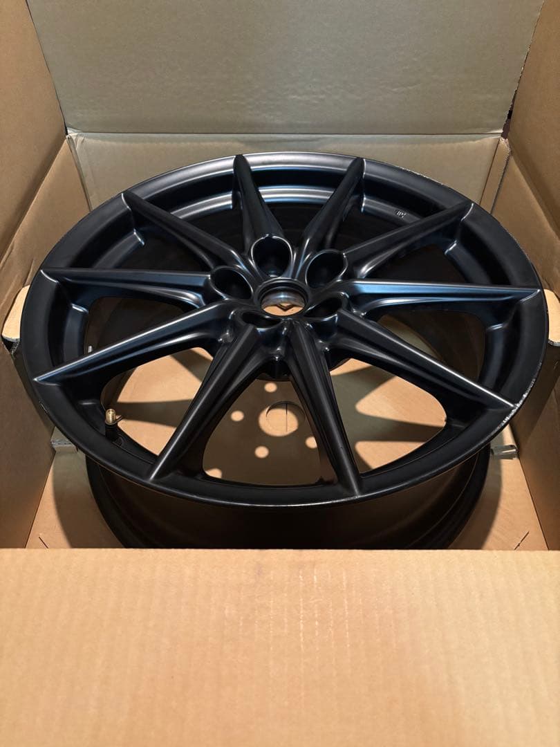 GR86 純正18インチホイール　【ガリ傷あり】