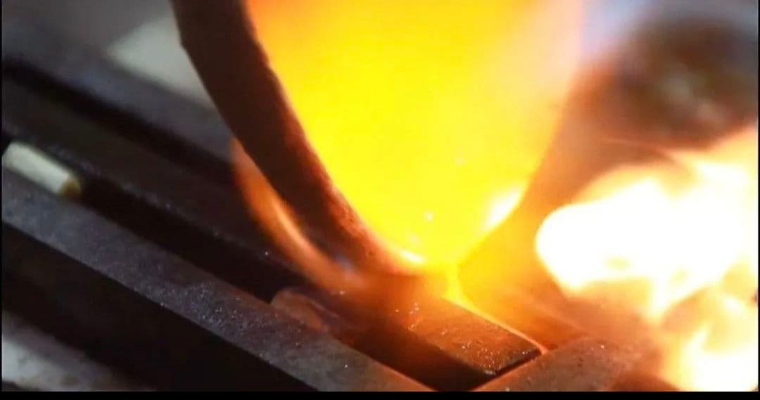 シルバーコンチョ　イーグル　ターコイズ　コンチョ　ハンドメイドコンチョトルコ石