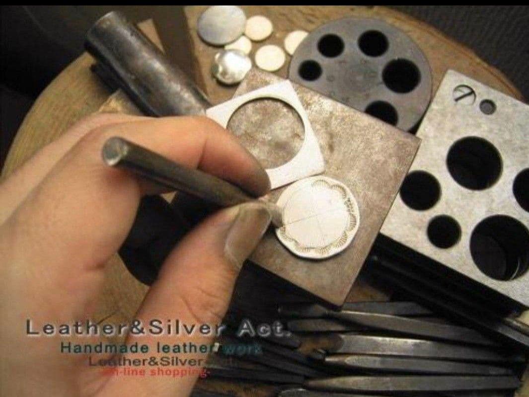 シルバーコンチョ　イーグル　ターコイズ　コンチョ　ハンドメイドコンチョトルコ石