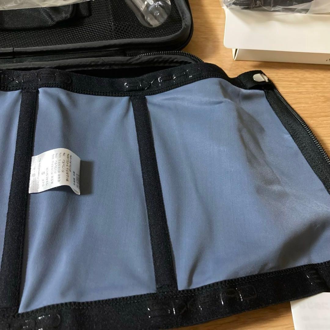 新品未使用　SIXPAD パワースーツライトアブズ　Sサイズ