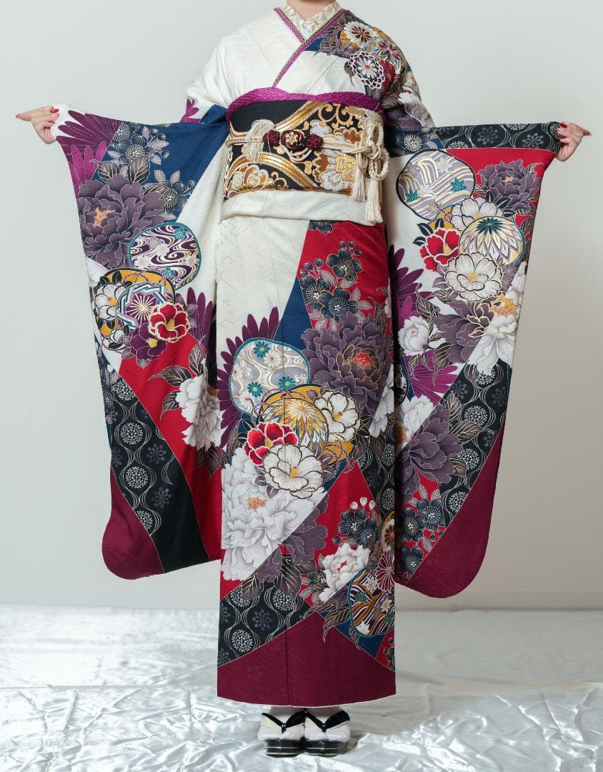 MK✩プロフ見て下さい(* 'ᵕ' )☆ 様　振袖のみ【904】