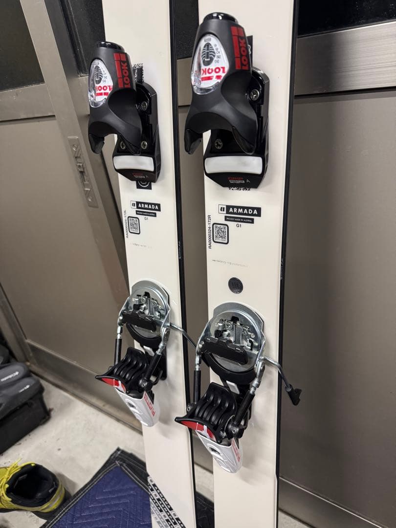 S*o様 ARMADA E DOLLO 新品未使用　172 ヘンリック