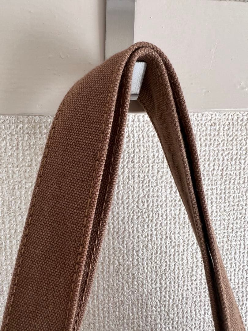 A.P.C アクセルトートバッグ　キャメル　レザー　大容量　ユニセックス