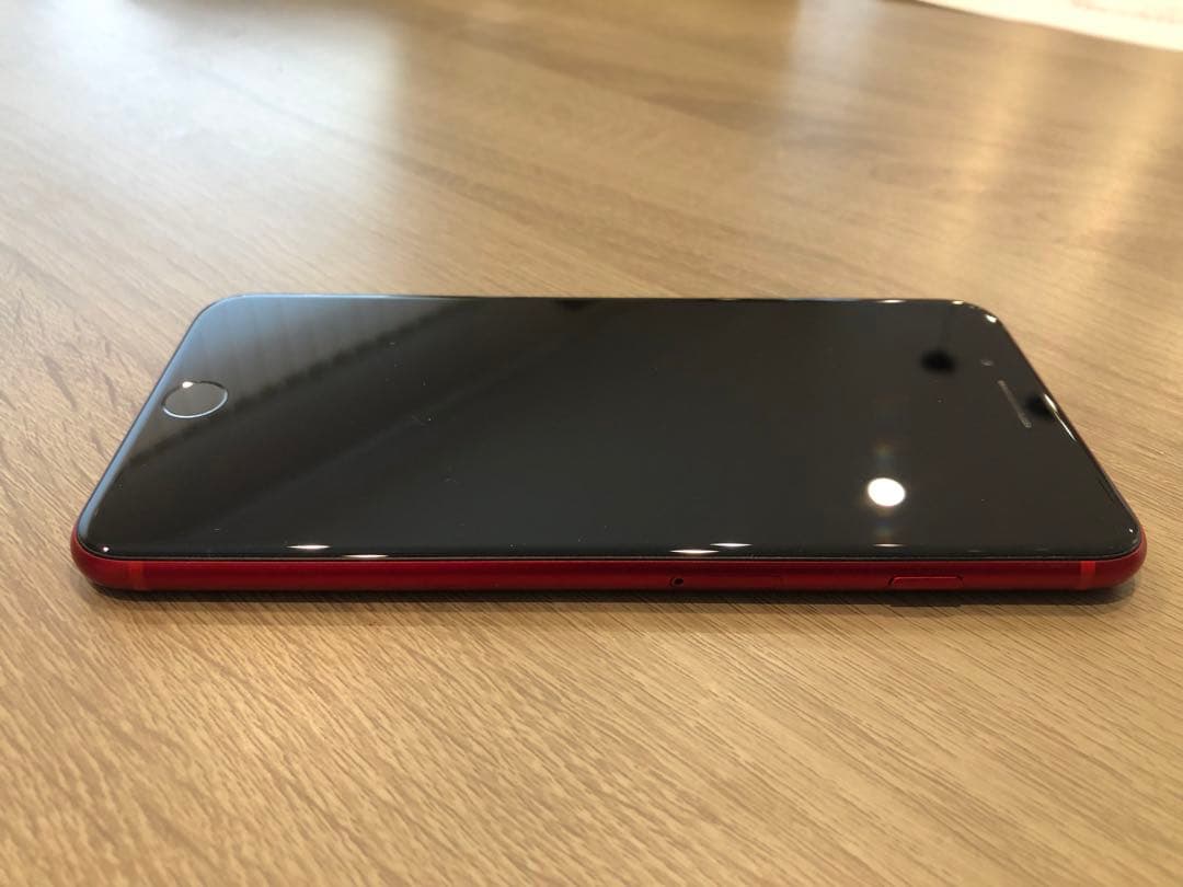 iPhone 8 Plus (PRODUCT)RED 本体