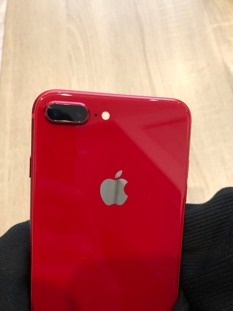 iPhone 8 Plus (PRODUCT)RED 本体