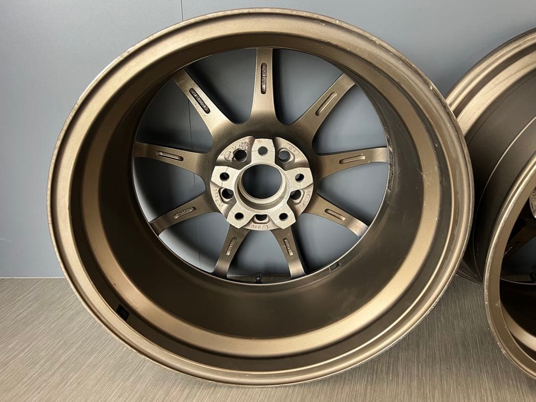 WedsSport SA-70 17×8J+32.17×9J+35中古セット