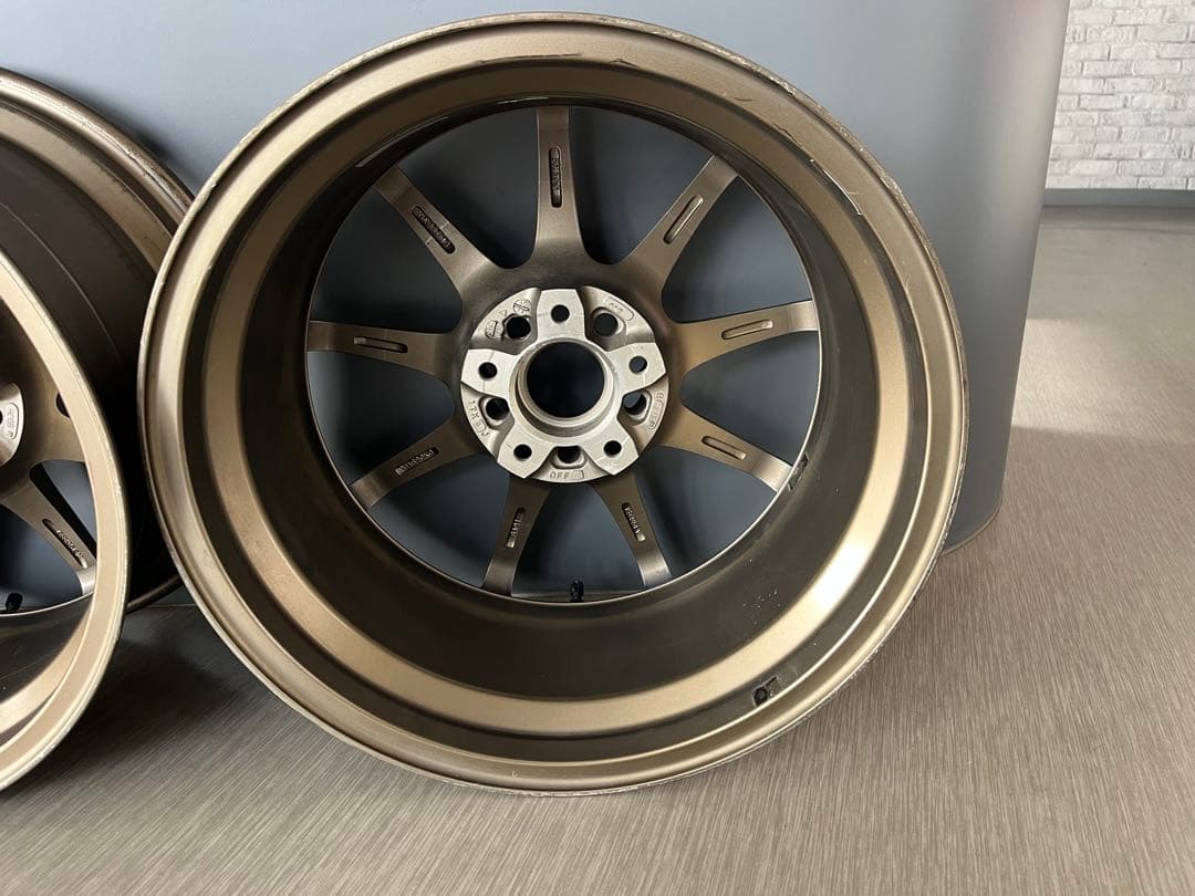 WedsSport SA-70 17×8J+32.17×9J+35中古セット