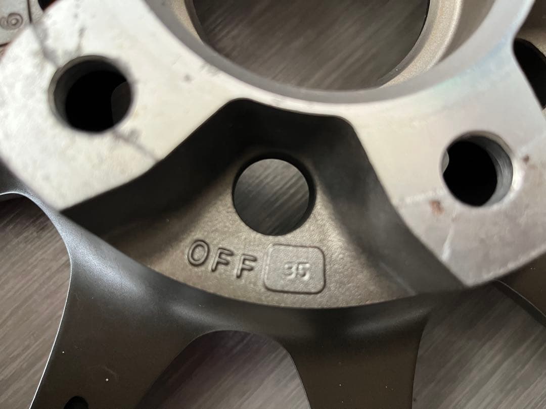 WedsSport SA-70 17×8J+32.17×9J+35中古セット