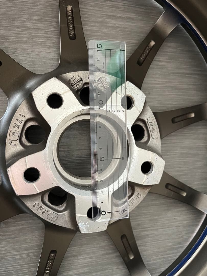 WedsSport SA-70 17×8J+32.17×9J+35中古セット